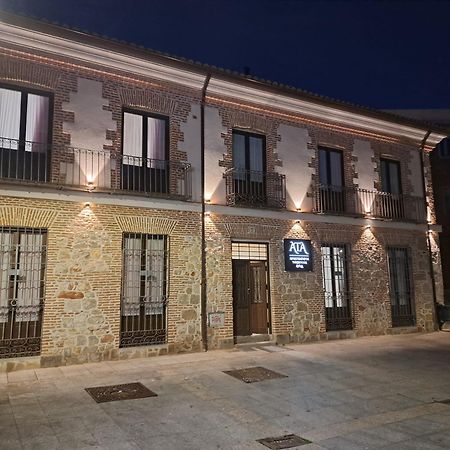Apartamentos Turisticos Avila Puerta De San Vicente 0-2 Extérieur photo